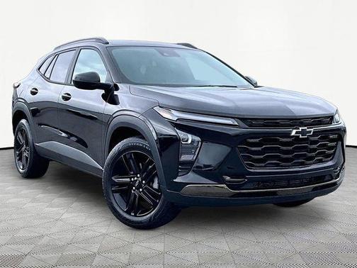 Black 2024 Chevrolet Trax ACTIV