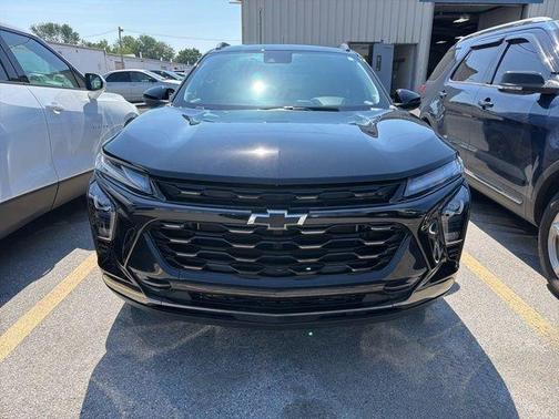 Black 2024 Chevrolet Trax ACTIV