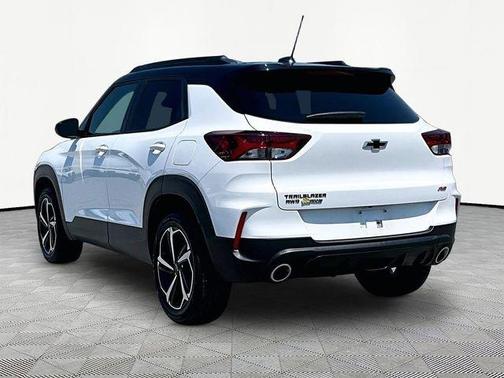 White 2023 Chevrolet Trailblazer RS