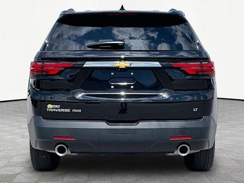 Black 2023 Chevrolet Traverse LT Leather
