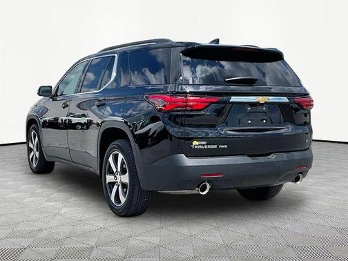 Black 2023 Chevrolet Traverse LT Leather