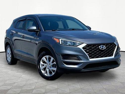 Gray 2019 Hyundai TUCSON SE