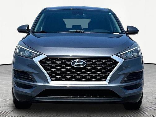 Gray 2019 Hyundai TUCSON SE