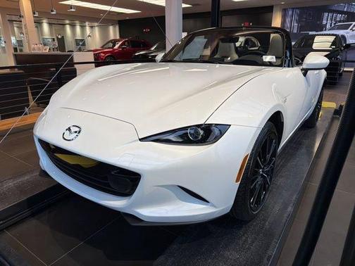 Snowflake White Pearl 2026 Mazda MX-5 Miata Grand Touring