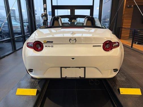 Snowflake White Pearl 2026 Mazda MX-5 Miata Grand Touring
