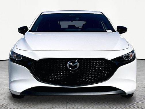 Snowflake White Pearl 2026 Mazda Mazda3 2.5 S Carbon Edition