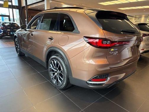 2025 Mazda CX-70 PHEV Premium Package