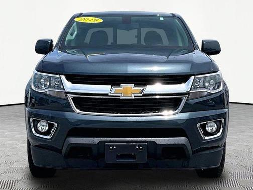 Gray 2019 Chevrolet Colorado LT