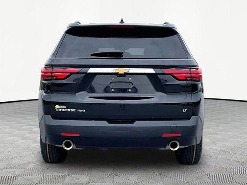 Black 2023 Chevrolet Traverse LT Leather