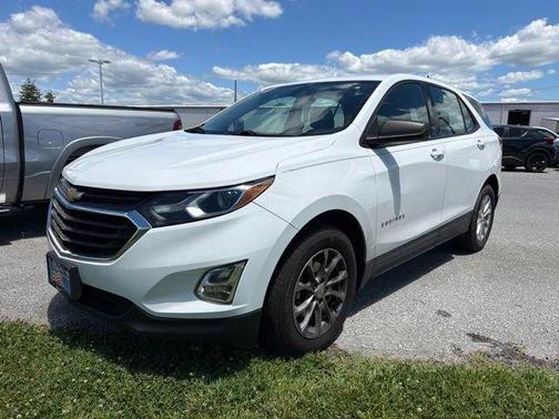 White 2019 Chevrolet Equinox LS