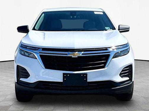 White 2024 Chevrolet Equinox LS