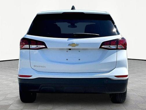 White 2024 Chevrolet Equinox LS