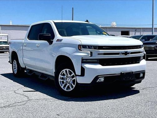 White 2022 Chevrolet Silverado 1500 Limited RST
