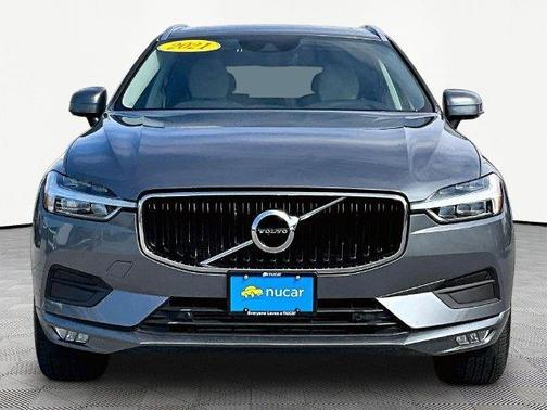 Gray 2021 Volvo XC60 T5 Momentum