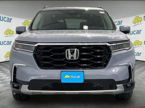 Gray 2024 Honda Pilot Touring
