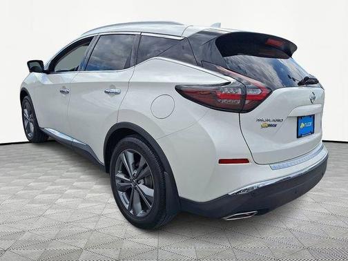 White 2020 Nissan Murano Platinum