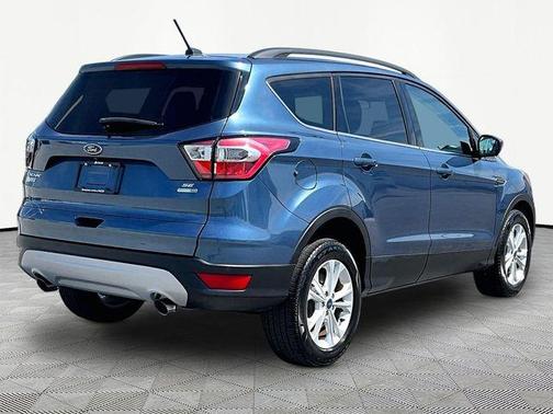 Blue 2018 Ford Escape SE