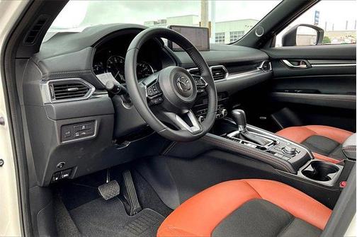 2025 Mazda CX-5 Carbon Edition