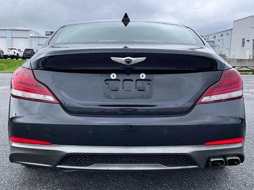Black 2020 Genesis G70 2.0T