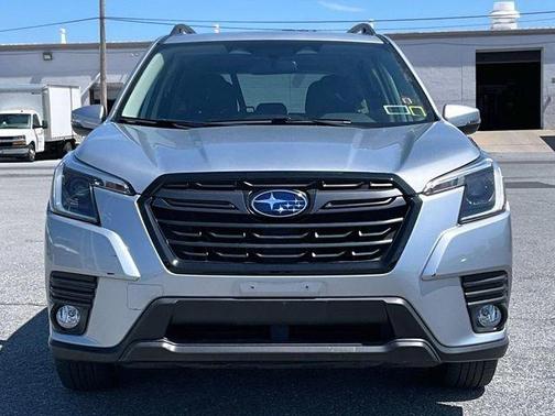 Ice Silver Metallic 2023 Subaru Forester Limited