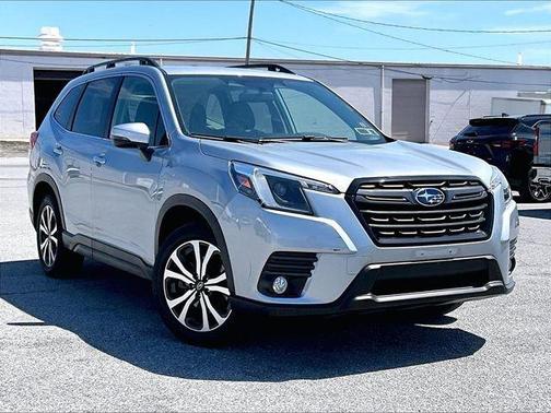 Ice Silver Metallic 2023 Subaru Forester Limited