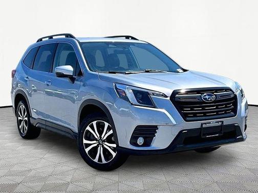 Ice Silver Metallic 2023 Subaru Forester Limited