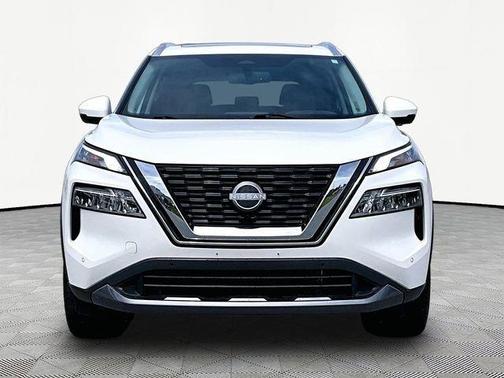 White 2023 Nissan Rogue SL