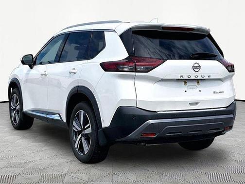 White 2023 Nissan Rogue SL