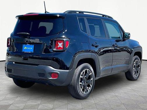 Black 2023 Jeep Renegade Latitude