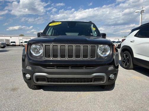 Black 2023 Jeep Renegade Latitude