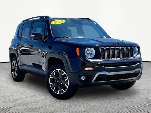 Black 2023 Jeep Renegade Latitude