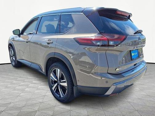 Dk Beige Blk 2024 Nissan Rogue SL