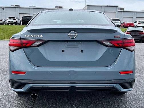 2t Gry Blk Roof 2025 Nissan Sentra SR
