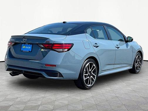 2t Gry Blk Roof 2025 Nissan Sentra SR