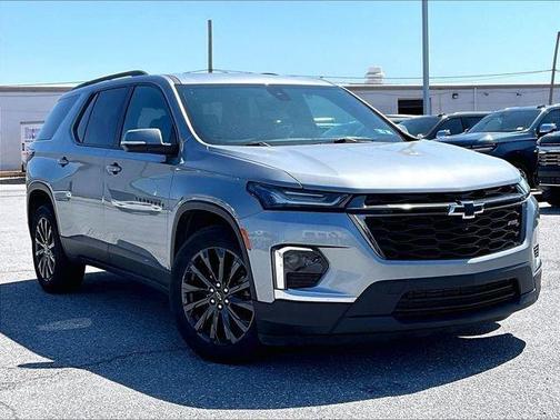 Gray 2023 Chevrolet Traverse RS