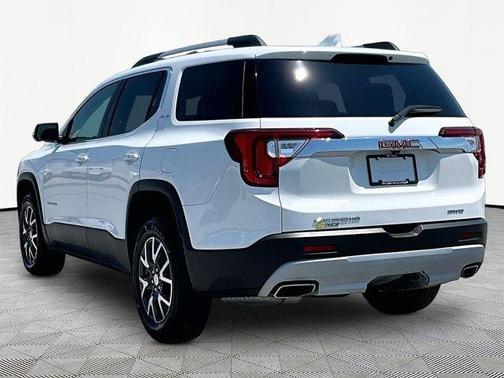 White 2023 GMC Acadia SLE