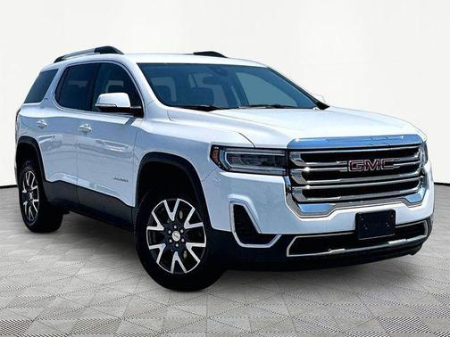 White 2023 GMC Acadia SLE