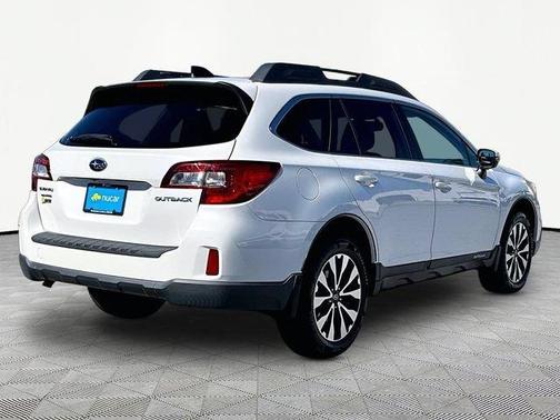Crystal White Pearl 2016 Subaru Outback 2.5i Limited