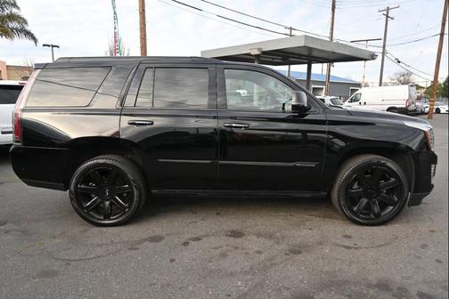 2018 Cadillac Escalade Premium Luxury