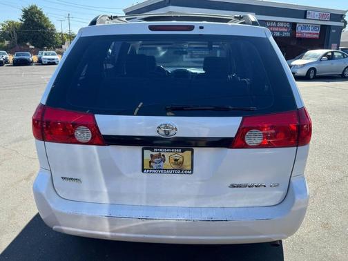 2006 Toyota Sienna CE