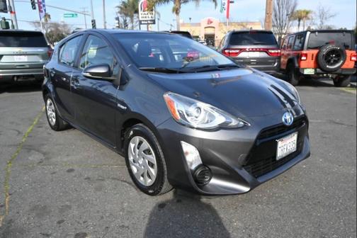 2015 Toyota Prius c Four