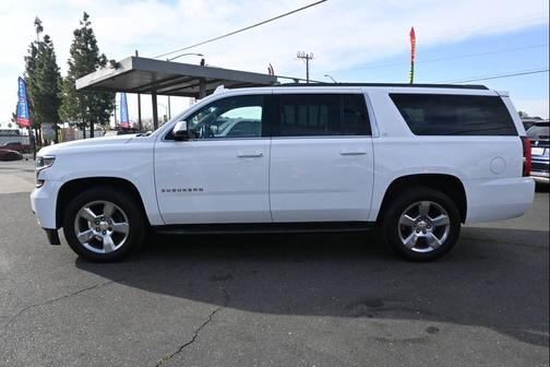 2017 Chevrolet Suburban LT