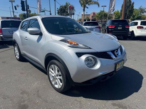 2015 Nissan Juke S 4dr Crossover