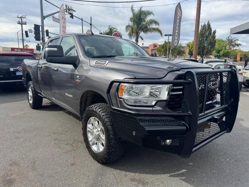 2023 RAM 2500 Big Horn 4x4 4dr Crew Cab 6.3 ft. SB Pickup