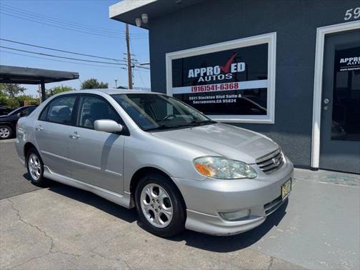 2004 Toyota Corolla CE