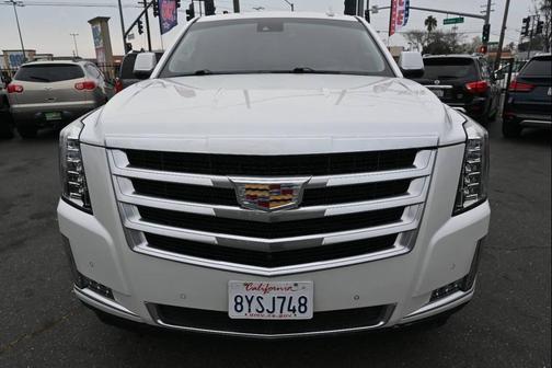 2016 Cadillac Escalade Luxury