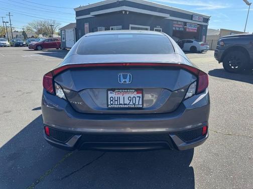 2018 Honda Civic LX-P