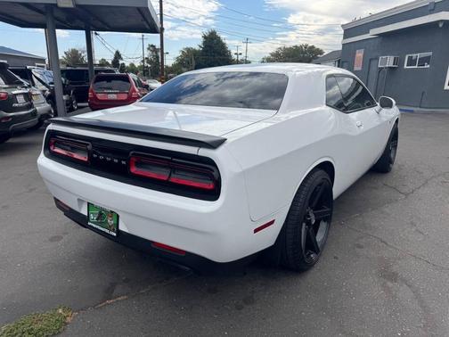 2017 Dodge Challenger R/T