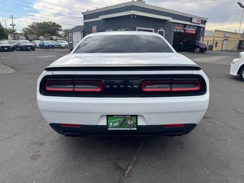 2017 Dodge Challenger R/T