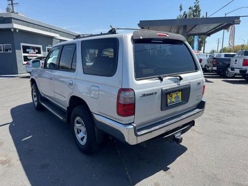 1999 Toyota 4Runner SR5